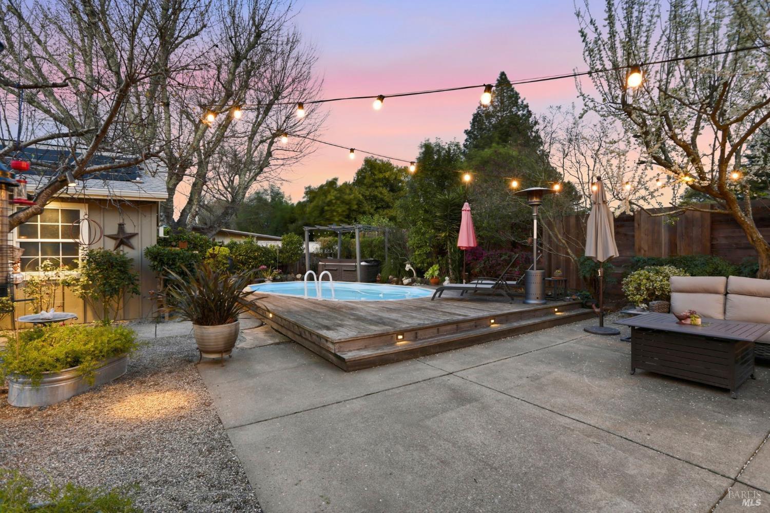 Detail Gallery Image 54 of 62 For 6 Gothic Dr, Novato,  CA 94947 - 4 Beds | 3/1 Baths