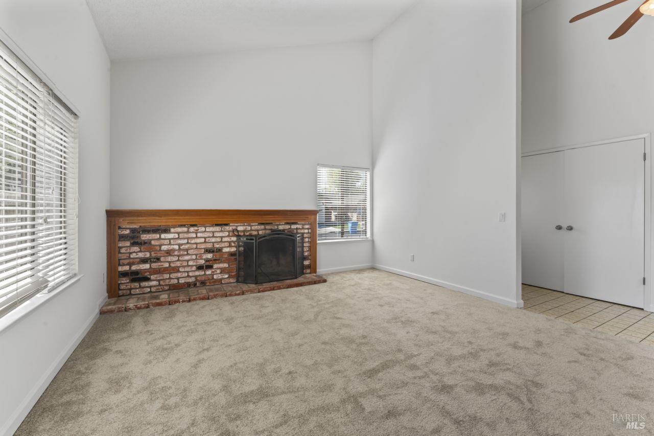 Detail Gallery Image 11 of 38 For 6498 Jacaranda St, Rohnert Park,  CA 94928 - 4 Beds | 2 Baths