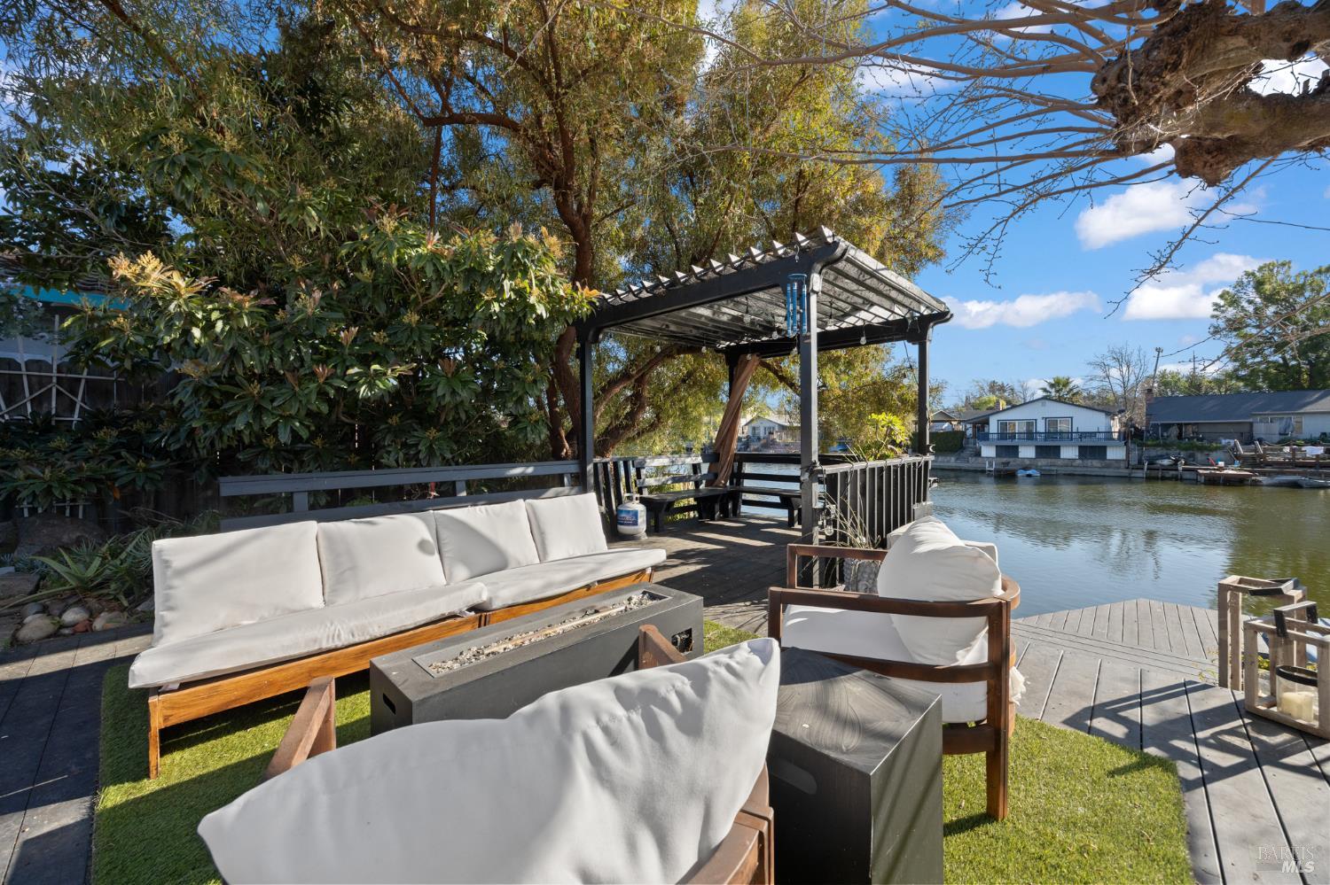 Detail Gallery Image 48 of 63 For 120 E Lake Dr, Antioch,  CA 94509 - 4 Beds | 2 Baths