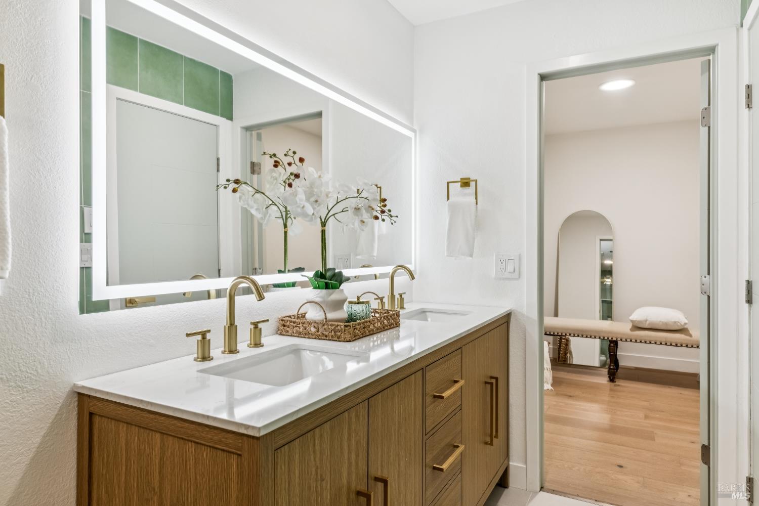 Detail Gallery Image 35 of 49 For 113 Greenridge Ct, Petaluma,  CA 94952 - 5 Beds | 3/1 Baths