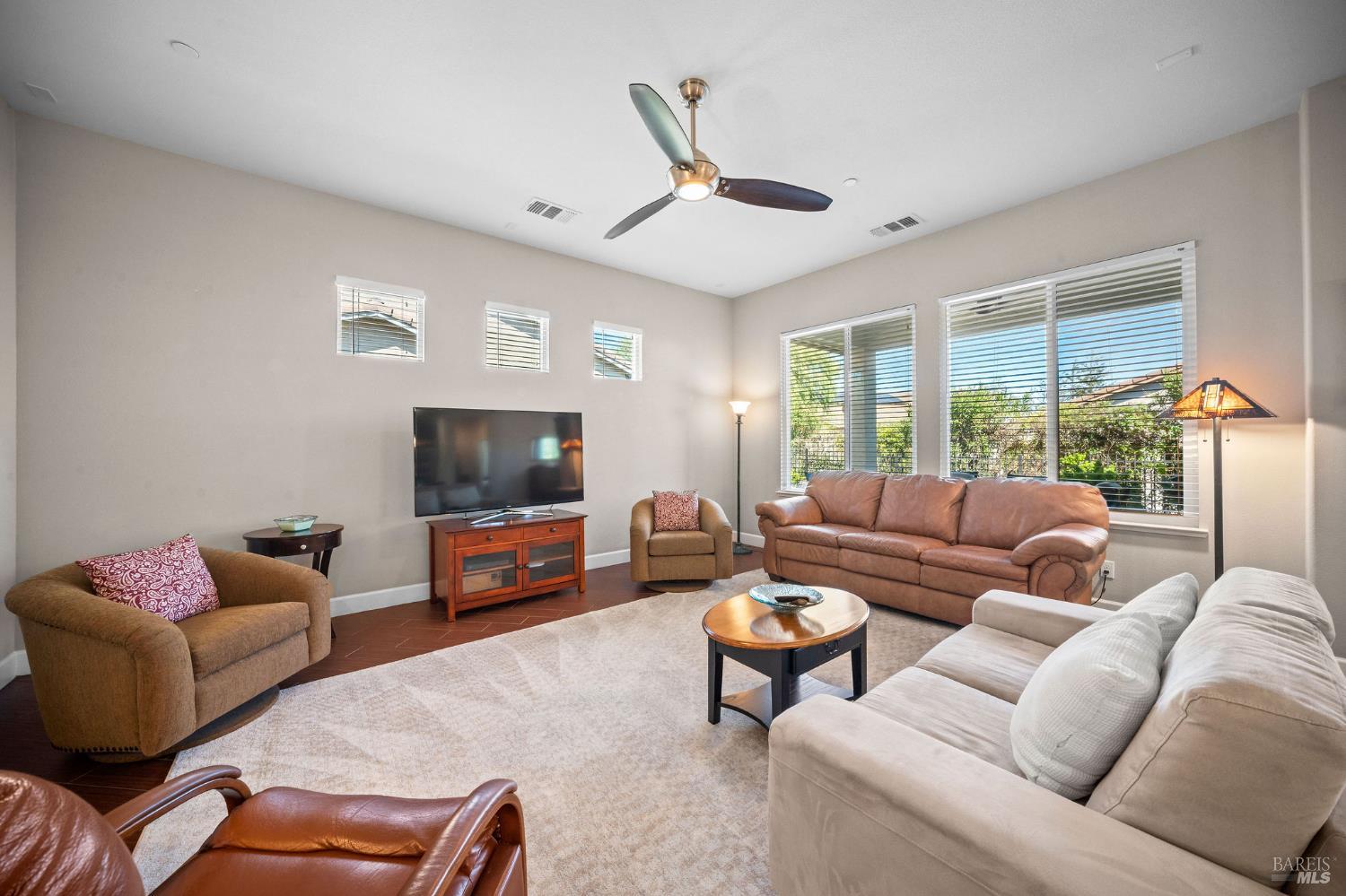 Detail Gallery Image 3 of 70 For 316 Birch Ridge Dr, Rio Vista,  CA 94571 - 3 Beds | 2/1 Baths