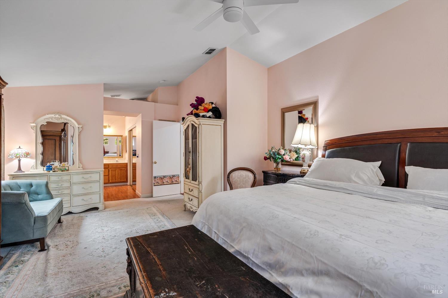 Detail Gallery Image 14 of 31 For 1378 Lubeck St, Sonoma,  CA 95476 - 3 Beds | 2/1 Baths