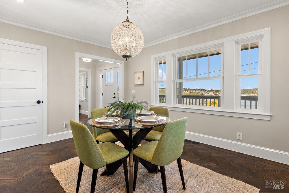 Detail Gallery Image 10 of 57 For 321 Alexander St, Crockett,  CA 94525 - 4 Beds | 3/1 Baths