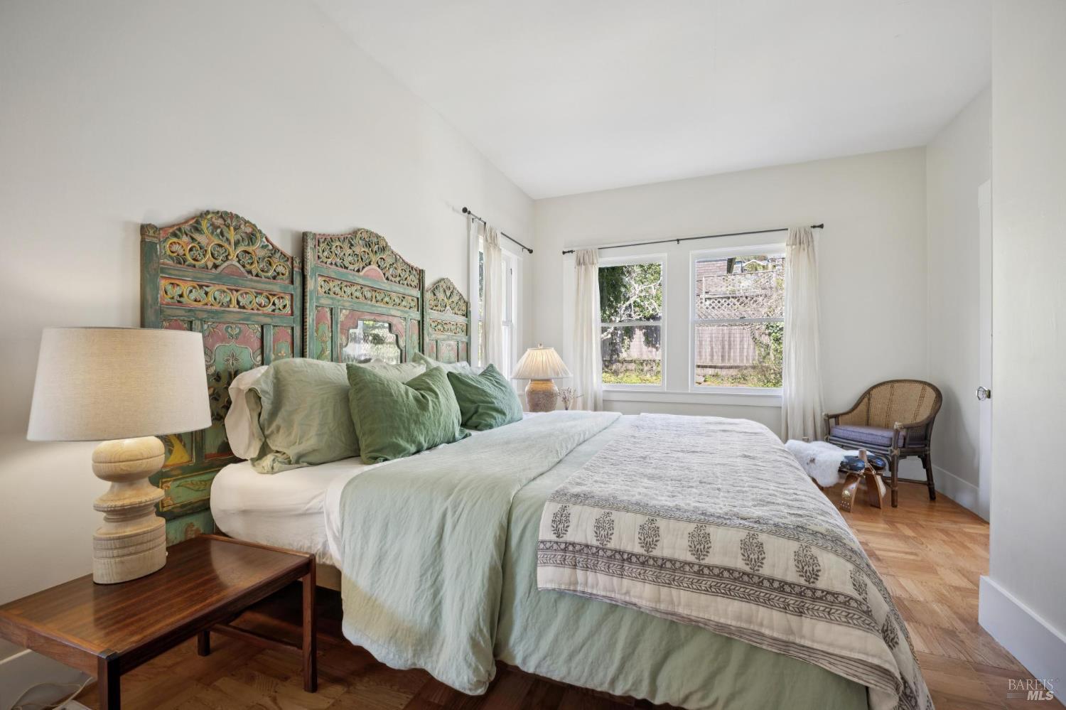 Detail Gallery Image 22 of 64 For 40 Laurel Ave, Stinson Beach,  CA 94970 - 4 Beds | 3 Baths