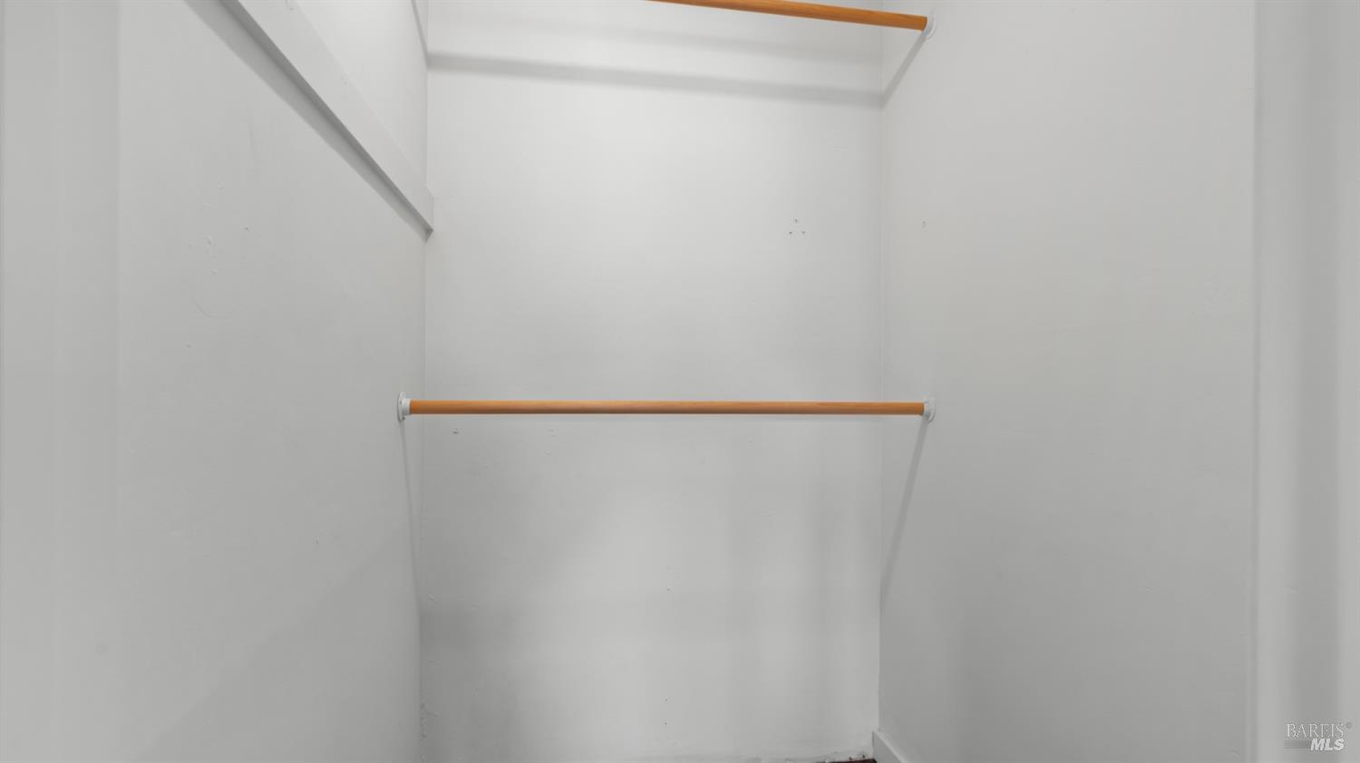 Detail Gallery Image 20 of 48 For 6 Sherwood Pl, Novato,  CA 94945 - 3 Beds | 1/1 Baths