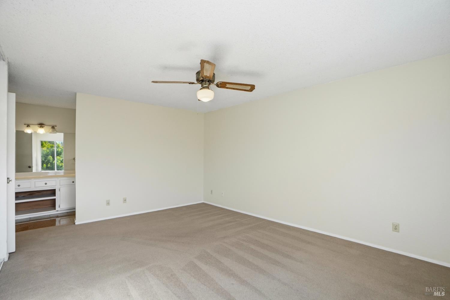 Detail Gallery Image 31 of 39 For 2441 San Pablo Ct, Santa Rosa,  CA 95401 - 4 Beds | 0/3 Baths