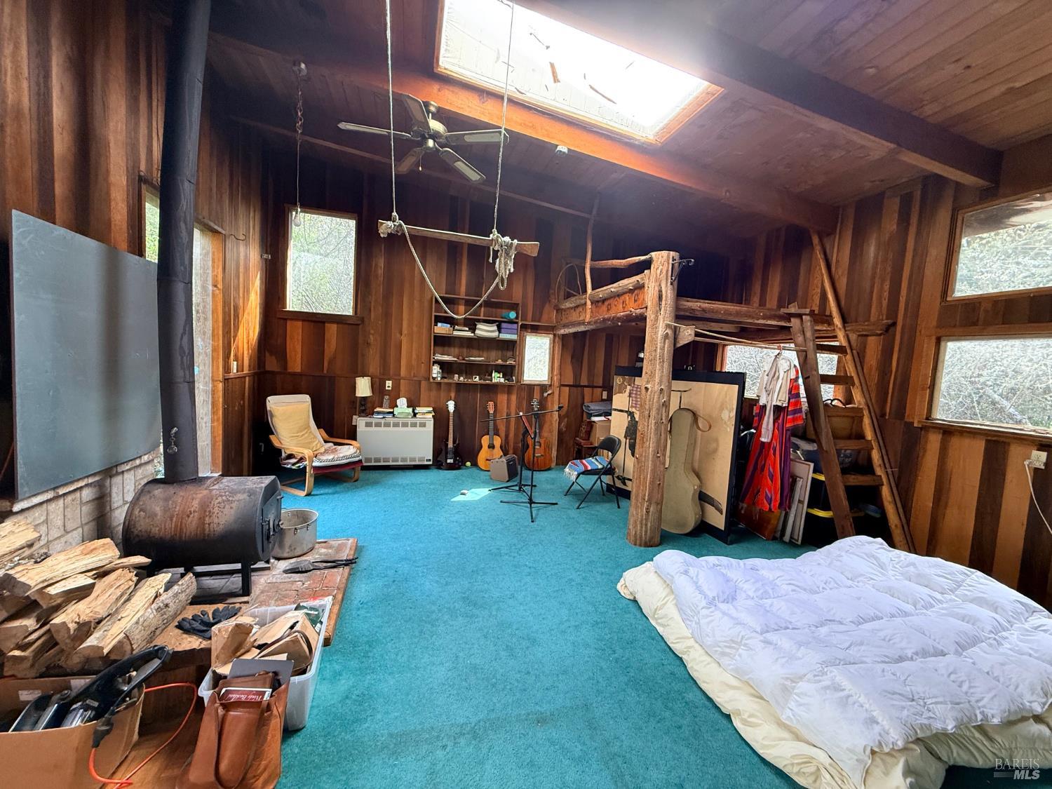 Detail Gallery Image 3 of 31 For 3480 N Albion Ridge G Rd, Albion,  CA 95410 - 2 Beds | 1 Baths