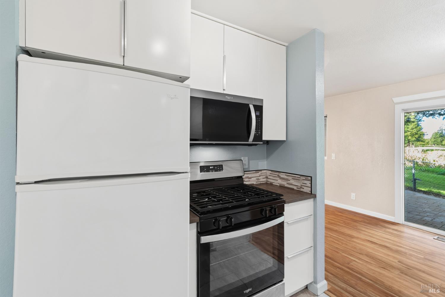 Detail Gallery Image 20 of 39 For 790 Hudis Dr, Rohnert Park,  CA 94928 - 2 Beds | 1/1 Baths