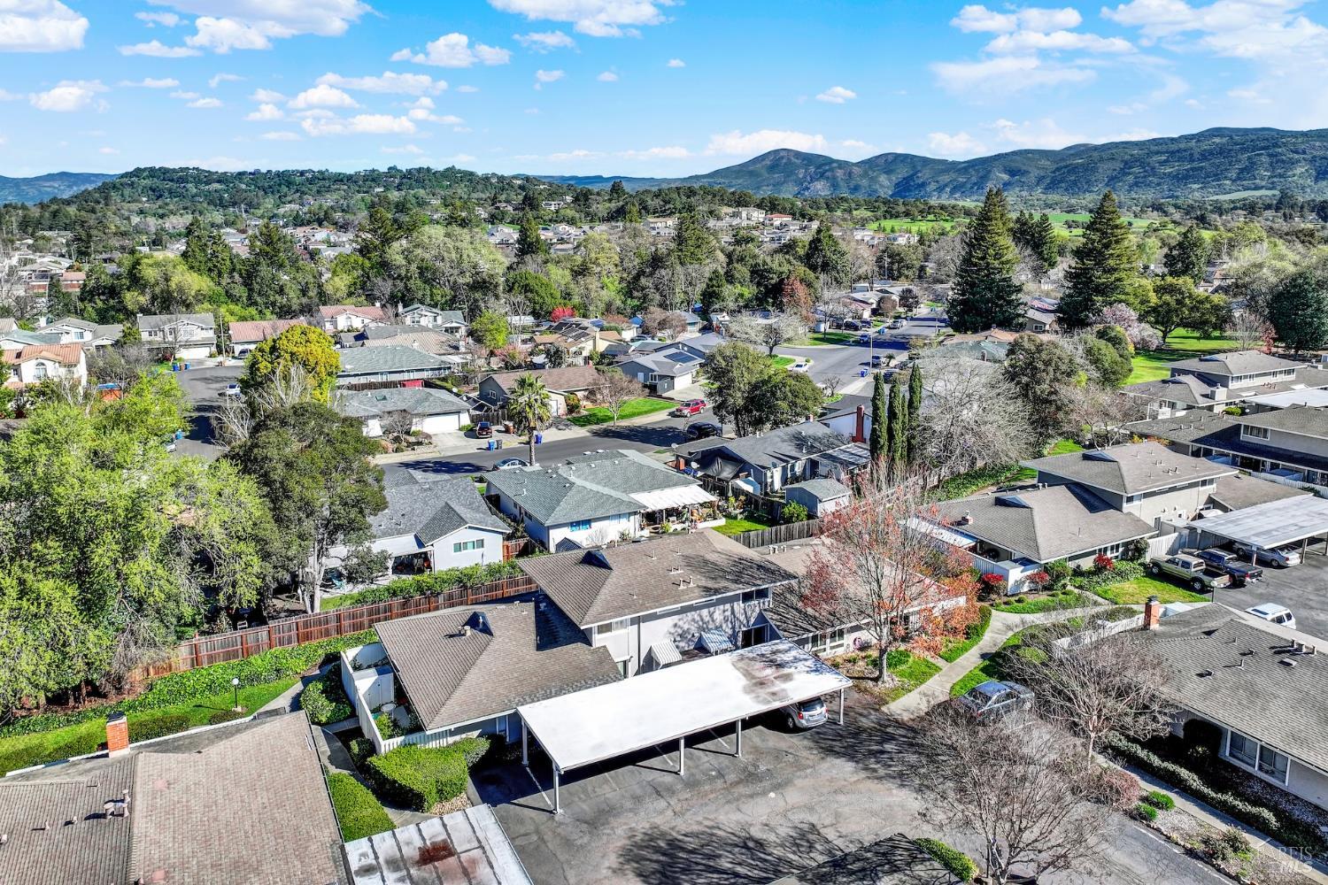 Detail Gallery Image 42 of 52 For 30 Belvedere Ct, Napa,  CA 94559 - 2 Beds | 1/1 Baths
