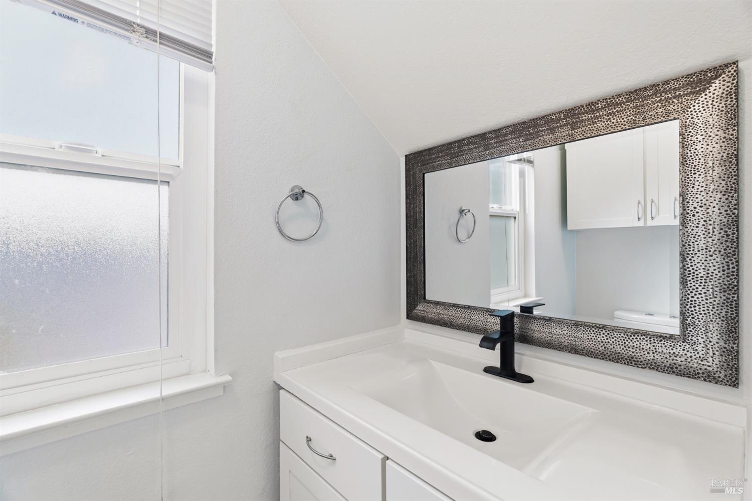 Detail Gallery Image 21 of 39 For 790 Hudis Dr, Rohnert Park,  CA 94928 - 2 Beds | 1/1 Baths