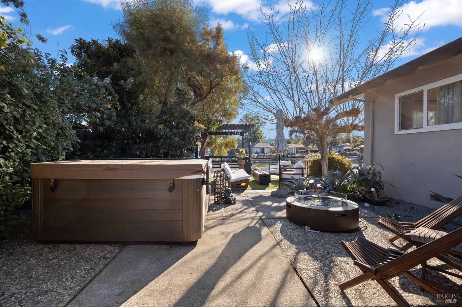 Detail Gallery Image 46 of 63 For 120 E Lake Dr, Antioch,  CA 94509 - 4 Beds | 2 Baths