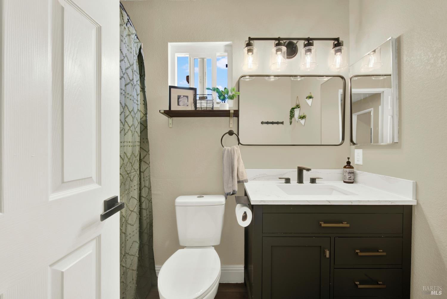 Detail Gallery Image 64 of 94 For 631 Colemanite Cir, Vacaville,  CA 95687 - 3 Beds | 2/1 Baths