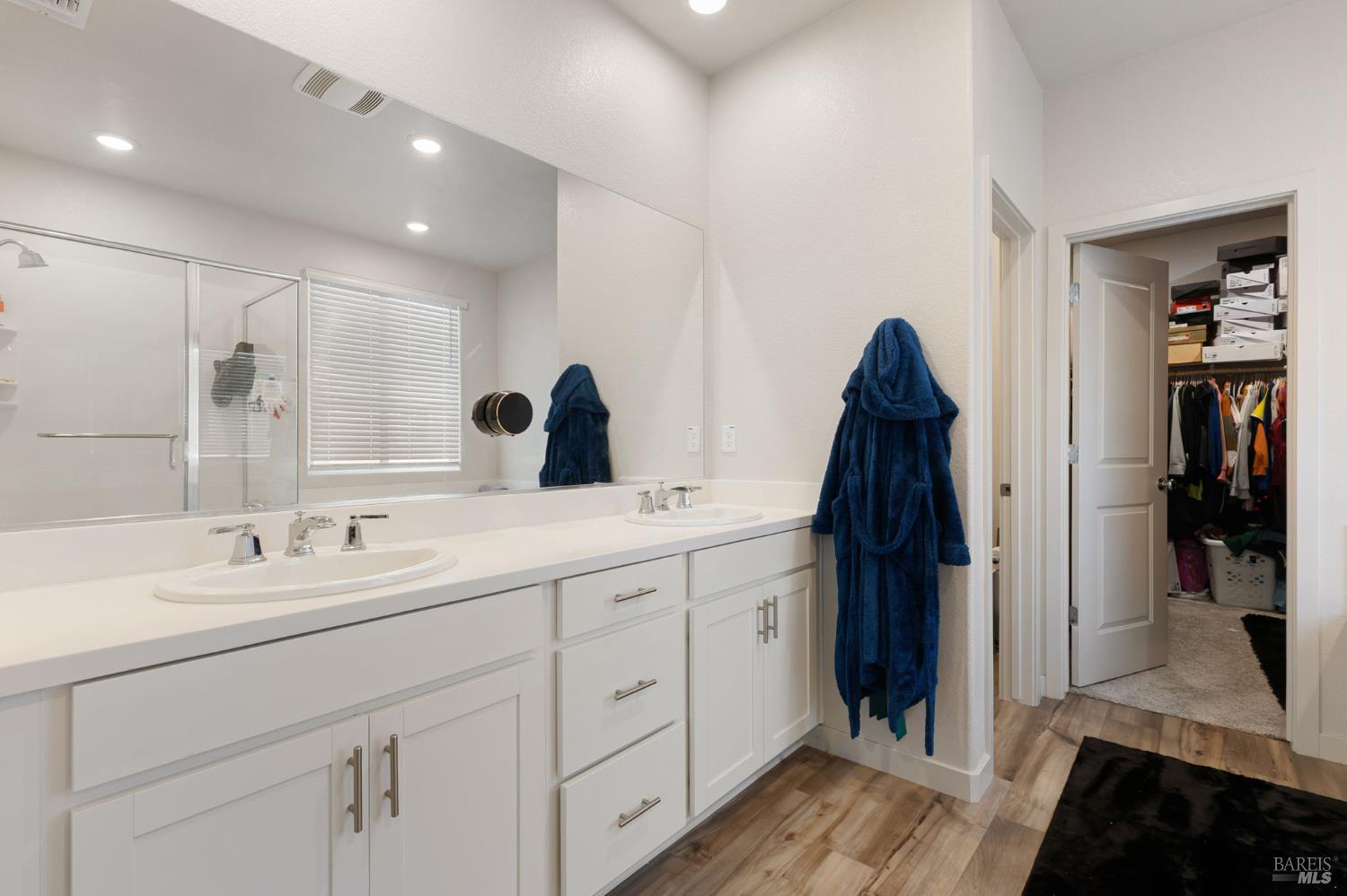 Detail Gallery Image 25 of 38 For 2874 Shaver St, Fairfield,  CA 94533 - 5 Beds | 3 Baths