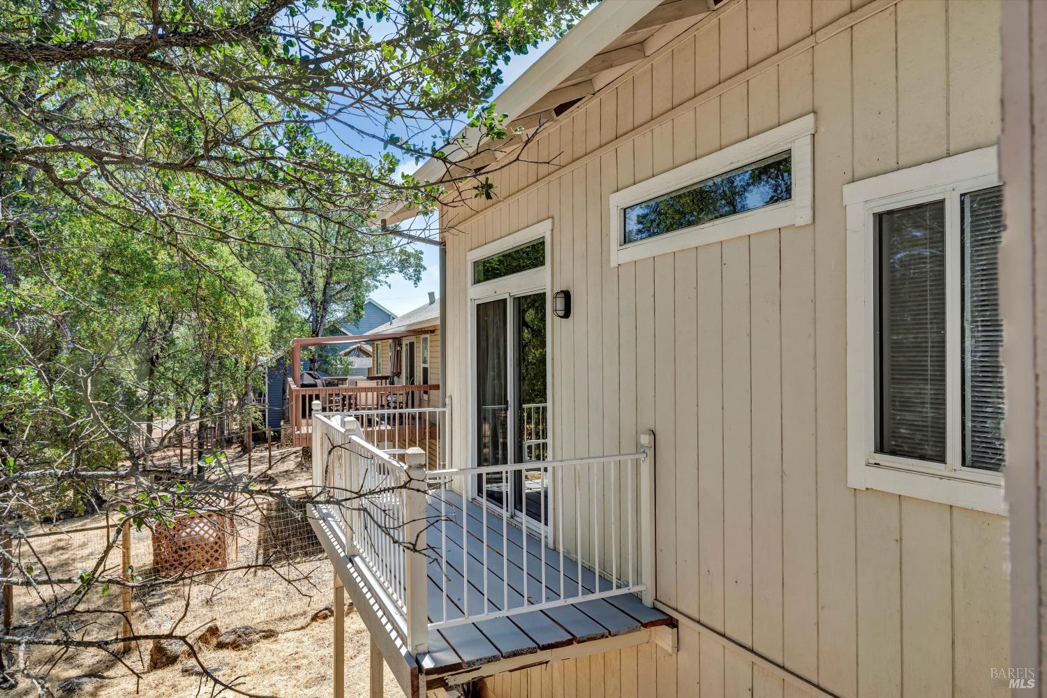 Detail Gallery Image 21 of 30 For 18278 N Shore Dr, Hidden Valley Lake,  CA 95467 - 3 Beds | 2 Baths