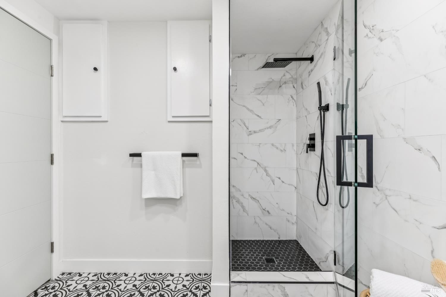 Detail Gallery Image 26 of 49 For 113 Greenridge Ct, Petaluma,  CA 94952 - 5 Beds | 3/1 Baths