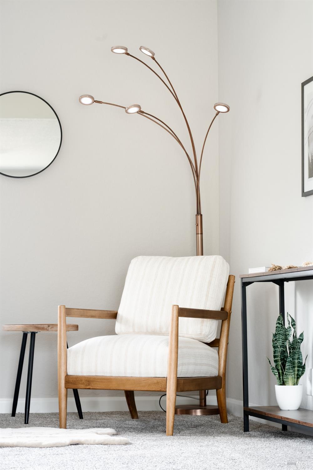 Detail Gallery Image 28 of 66 For 244 Woodhill Dr, Redding,  CA 96003 - 3 Beds | 2 Baths