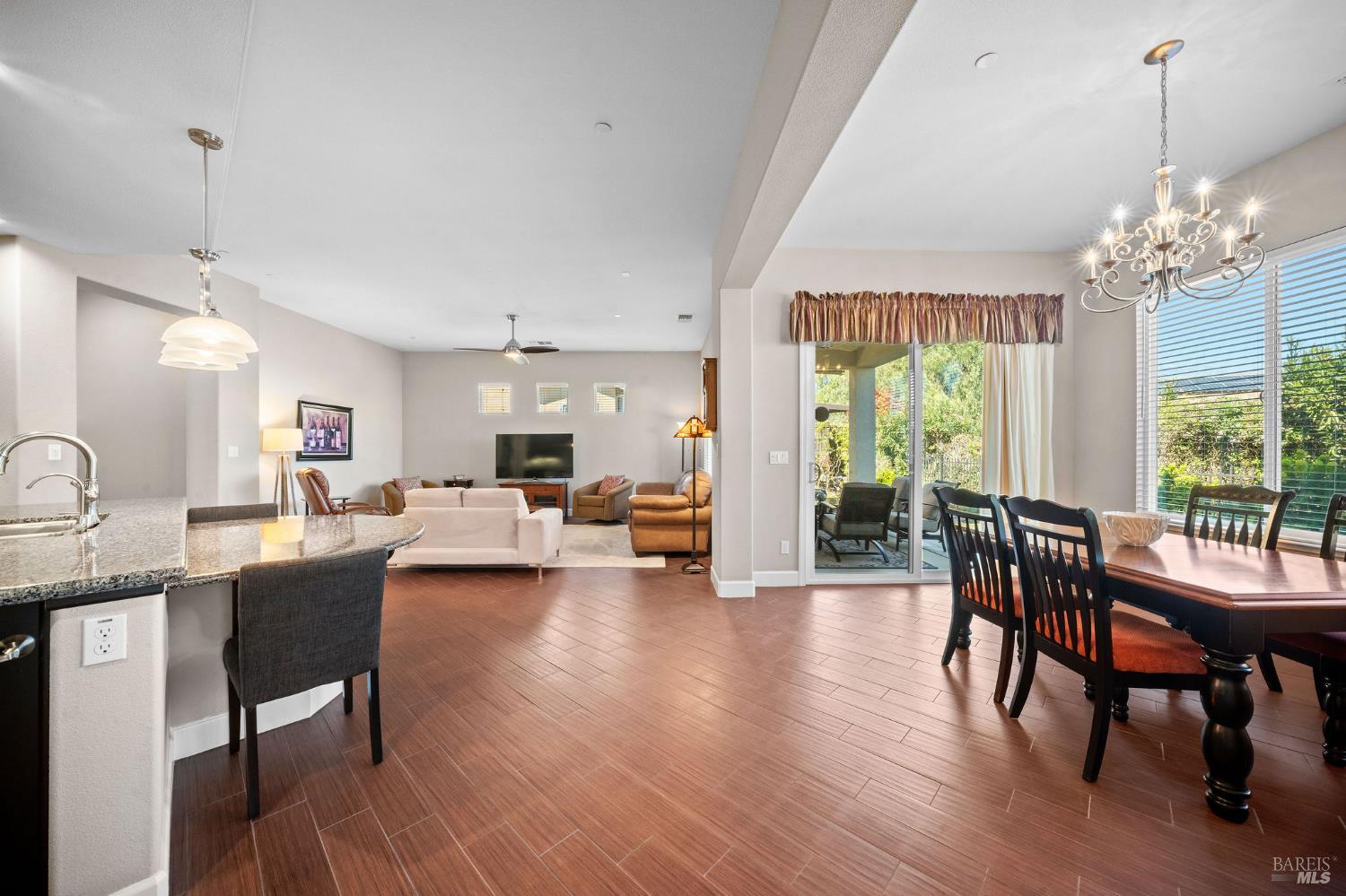 Detail Gallery Image 13 of 70 For 316 Birch Ridge Dr, Rio Vista,  CA 94571 - 3 Beds | 2/1 Baths