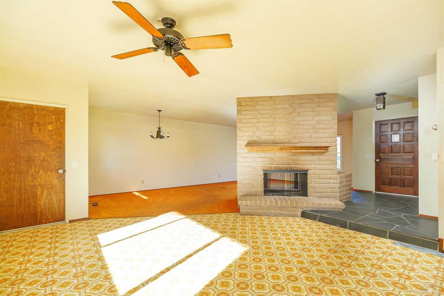 Detail Gallery Image 15 of 39 For 19360 Linden St, Sonoma,  CA 95476 - 3 Beds | 2 Baths