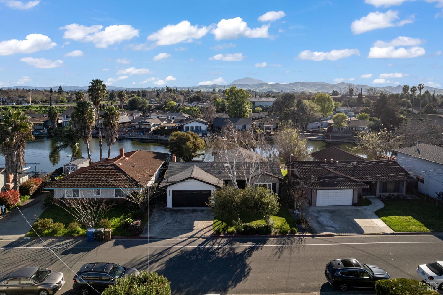 Detail Gallery Image 53 of 63 For 120 E Lake Dr, Antioch,  CA 94509 - 4 Beds | 2 Baths