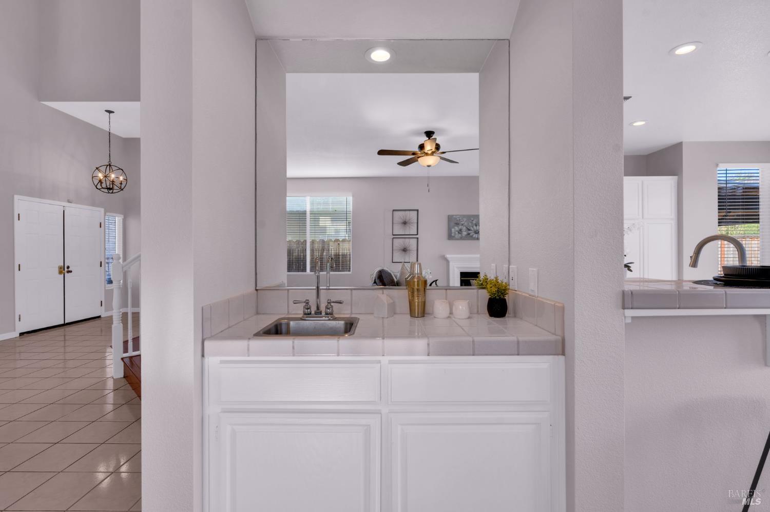 Detail Gallery Image 33 of 61 For 1014 Sandhurst Dr, Vallejo,  CA 94591 - 4 Beds | 3 Baths