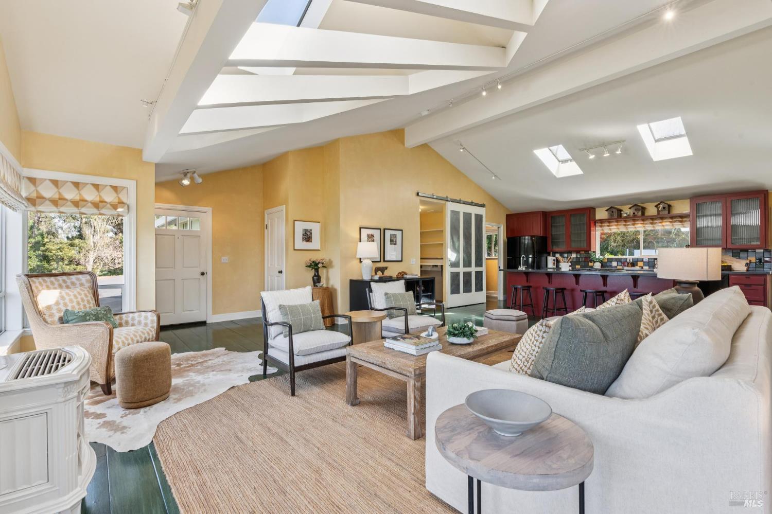 Detail Gallery Image 23 of 92 For 5855 Bodega Ave, Petaluma,  CA 94952 - 3 Beds | 2/1 Baths