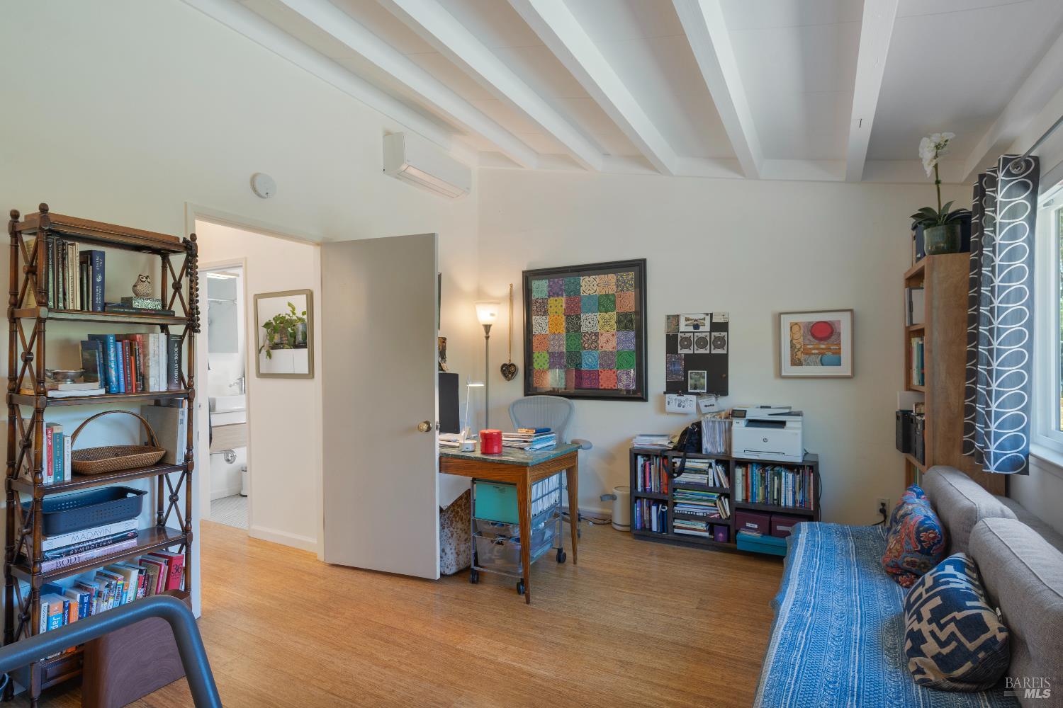 Detail Gallery Image 21 of 30 For 9 Porto Bello Dr, San Rafael,  CA 94901 - 2 Beds | 2/1 Baths