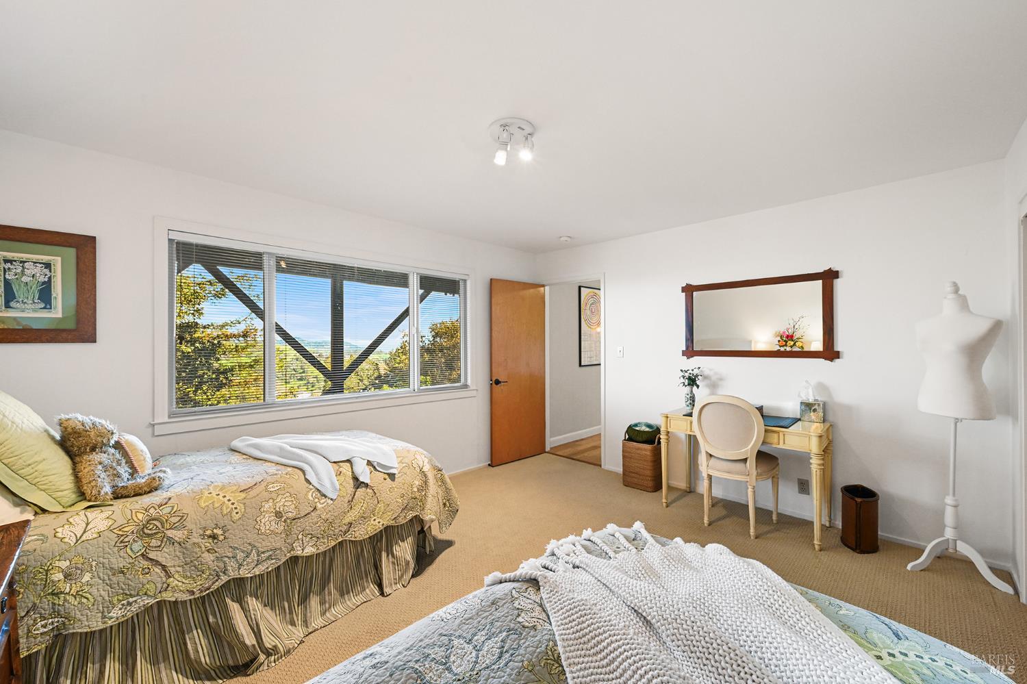 Detail Gallery Image 59 of 65 For 115 Oak Springs Dr, San Anselmo,  CA 94960 - 4 Beds | 3 Baths