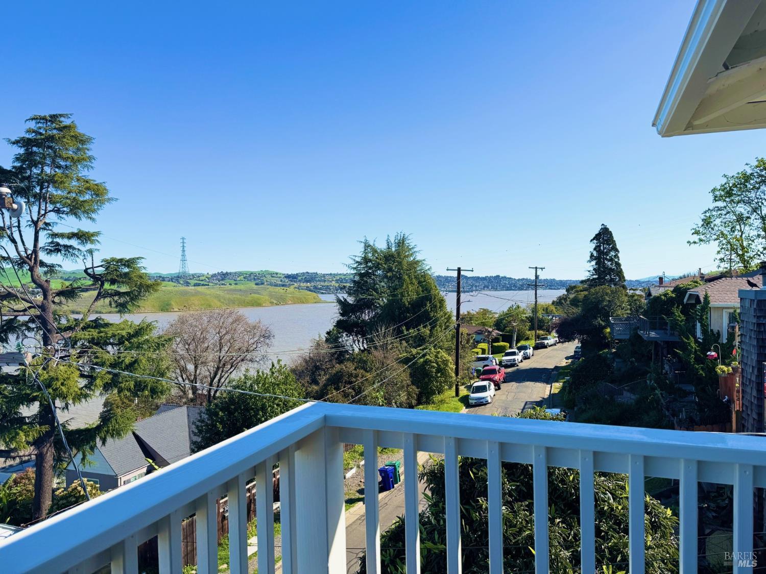 Detail Gallery Image 51 of 57 For 321 Alexander St, Crockett,  CA 94525 - 4 Beds | 3/1 Baths