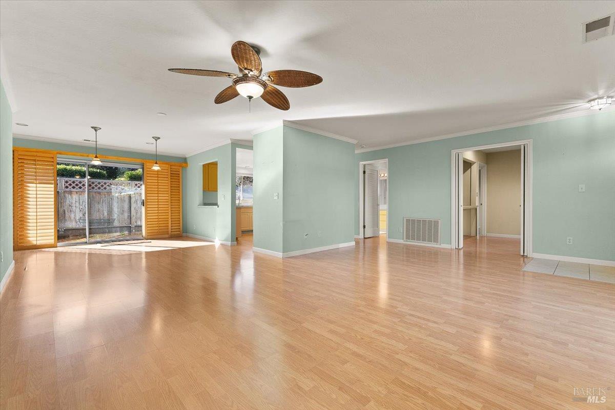 Detail Gallery Image 2 of 19 For 6 Glengreen St, Santa Rosa,  CA 95409 - 2 Beds | 2 Baths