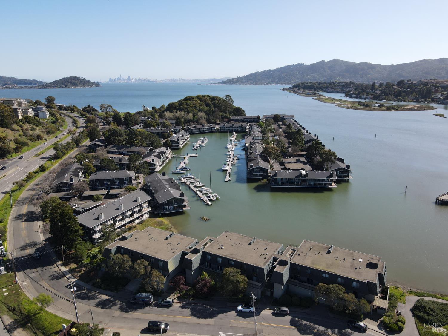 Detail Gallery Image 21 of 23 For 4 Greenwood Cv #F,  Tiburon,  CA 94920 - 2 Beds | 2 Baths