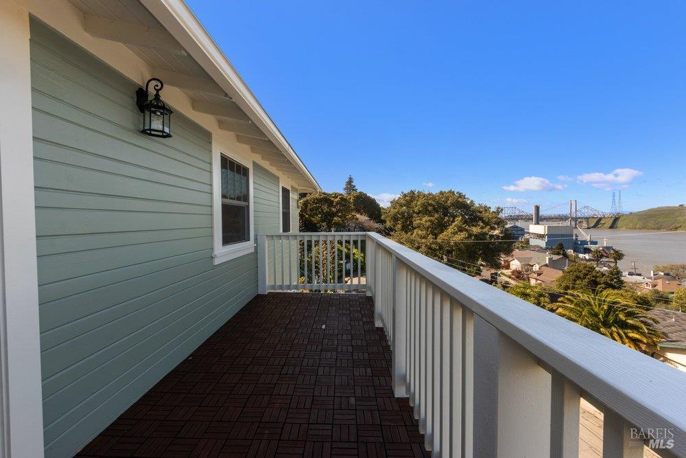 Detail Gallery Image 23 of 57 For 321 Alexander St, Crockett,  CA 94525 - 4 Beds | 3/1 Baths