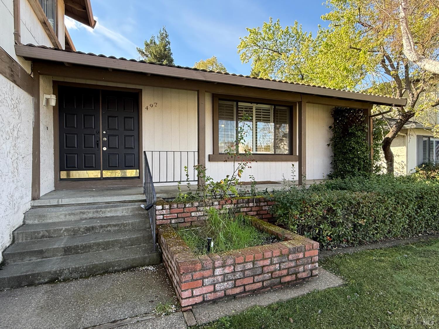 Detail Gallery Image 4 of 31 For 497 Americano Way, Fairfield,  CA 94533 - 4 Beds | 2/1 Baths