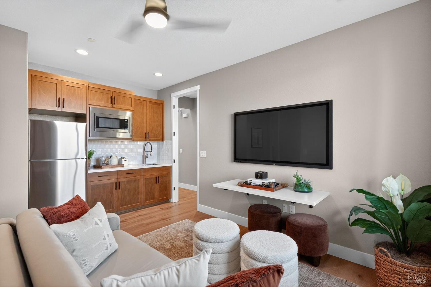 Detail Gallery Image 25 of 29 For 627 Beyers St, Oakley,  CA 94561 - 5 Beds | 4 Baths