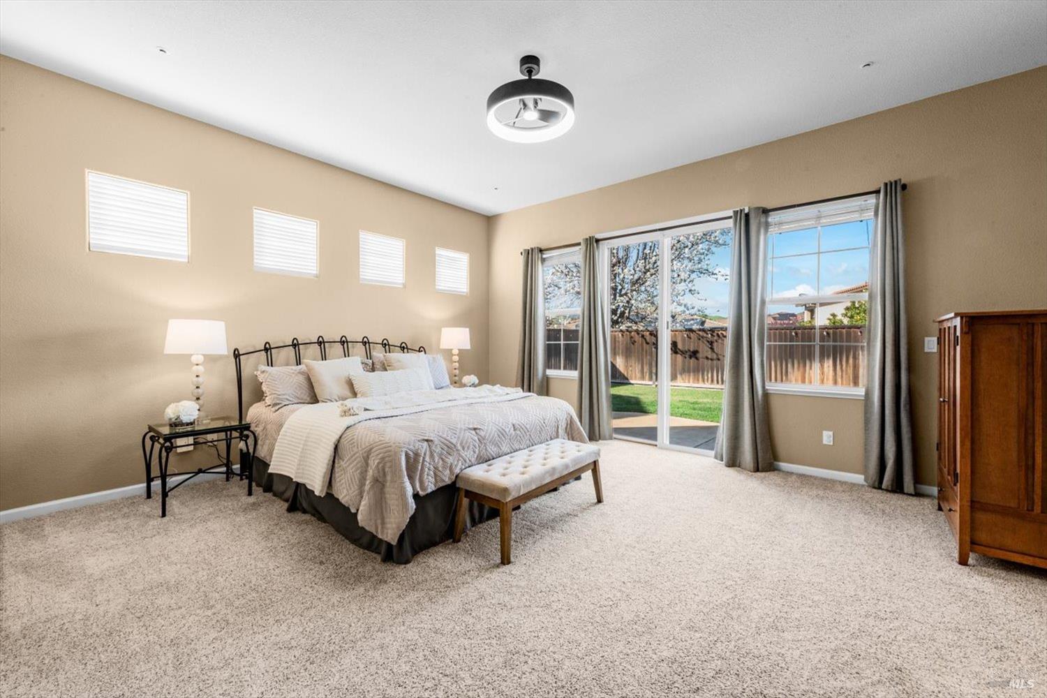 Detail Gallery Image 38 of 81 For 624 Emerald Hills Cir, Fairfield,  CA 94533 - 4 Beds | 3 Baths