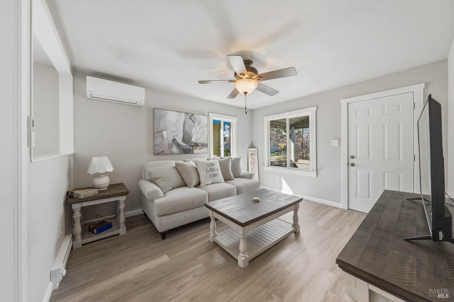 Detail Gallery Image 6 of 39 For 6061 1st Ave, Lucerne,  CA 95458 - 2 Beds | 1 Baths