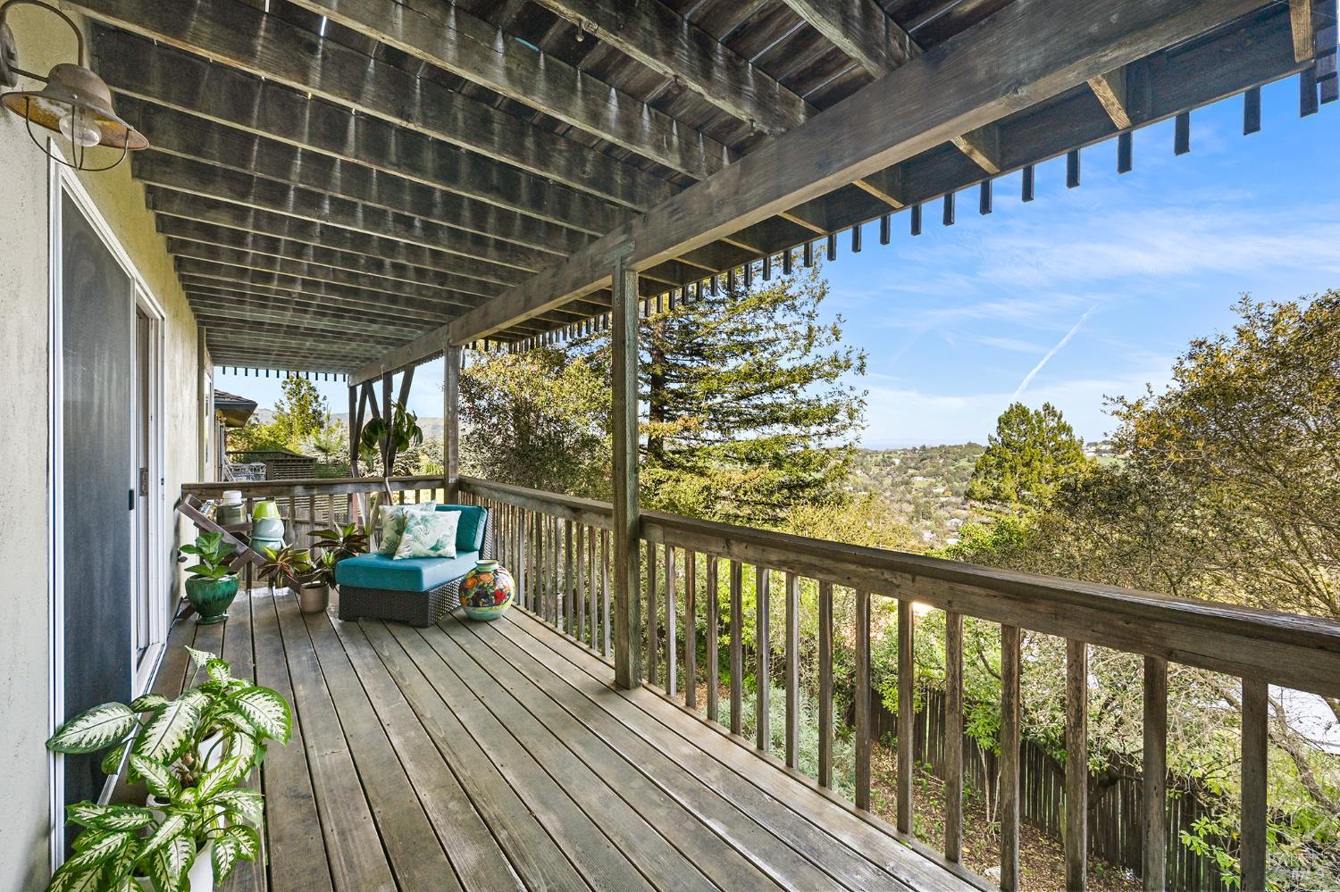 Detail Gallery Image 53 of 65 For 115 Oak Springs Dr, San Anselmo,  CA 94960 - 4 Beds | 3 Baths