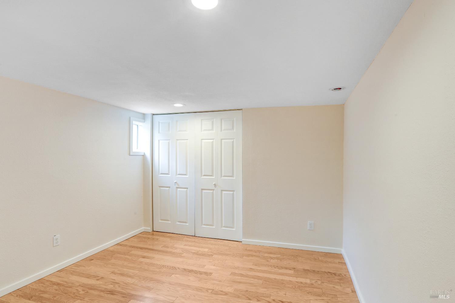 Detail Gallery Image 27 of 30 For 18070 Myrtle Ave, Sonoma,  CA 95476 - 2 Beds | 2 Baths