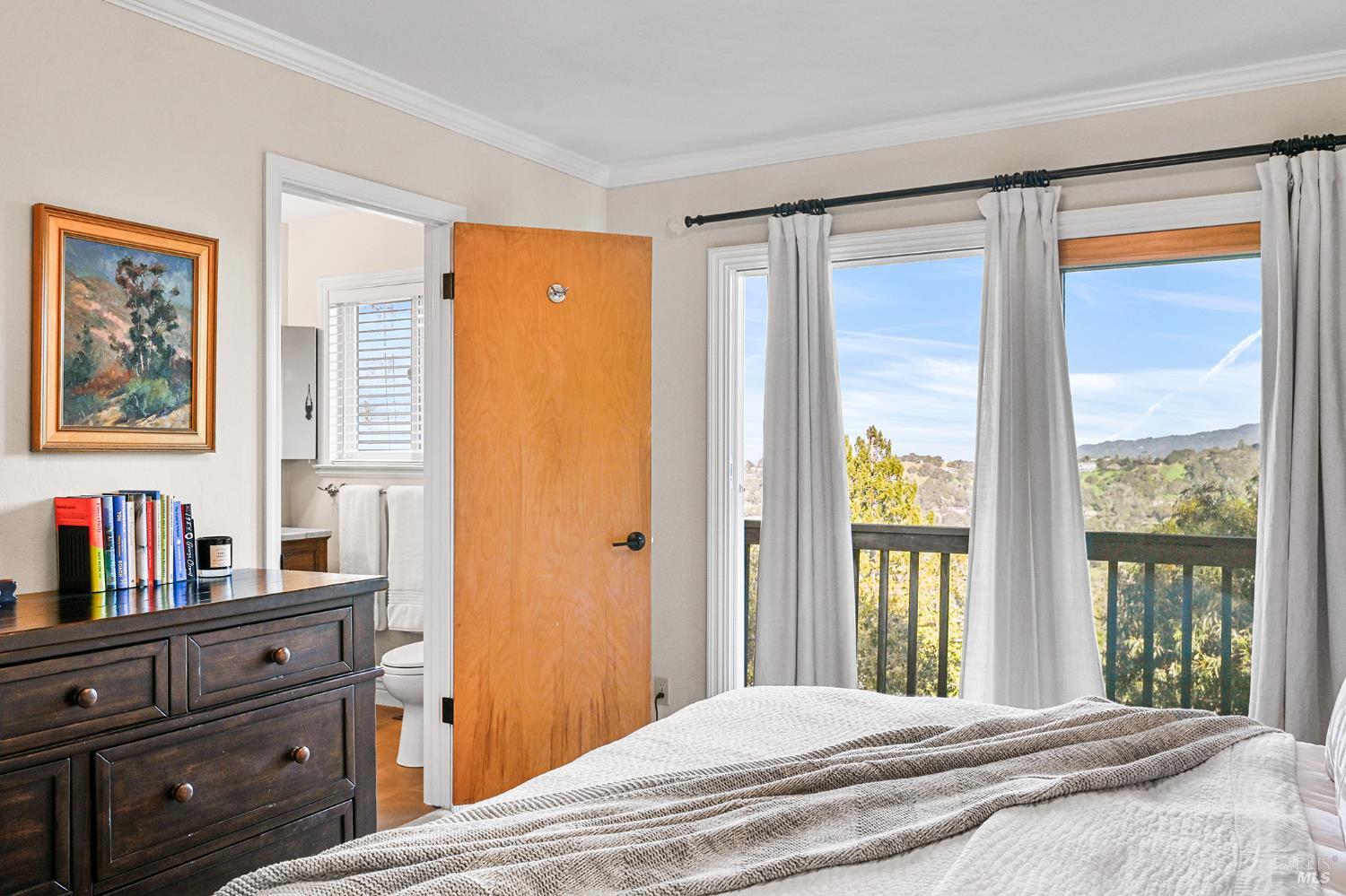 Detail Gallery Image 34 of 65 For 115 Oak Springs Dr, San Anselmo,  CA 94960 - 4 Beds | 3 Baths