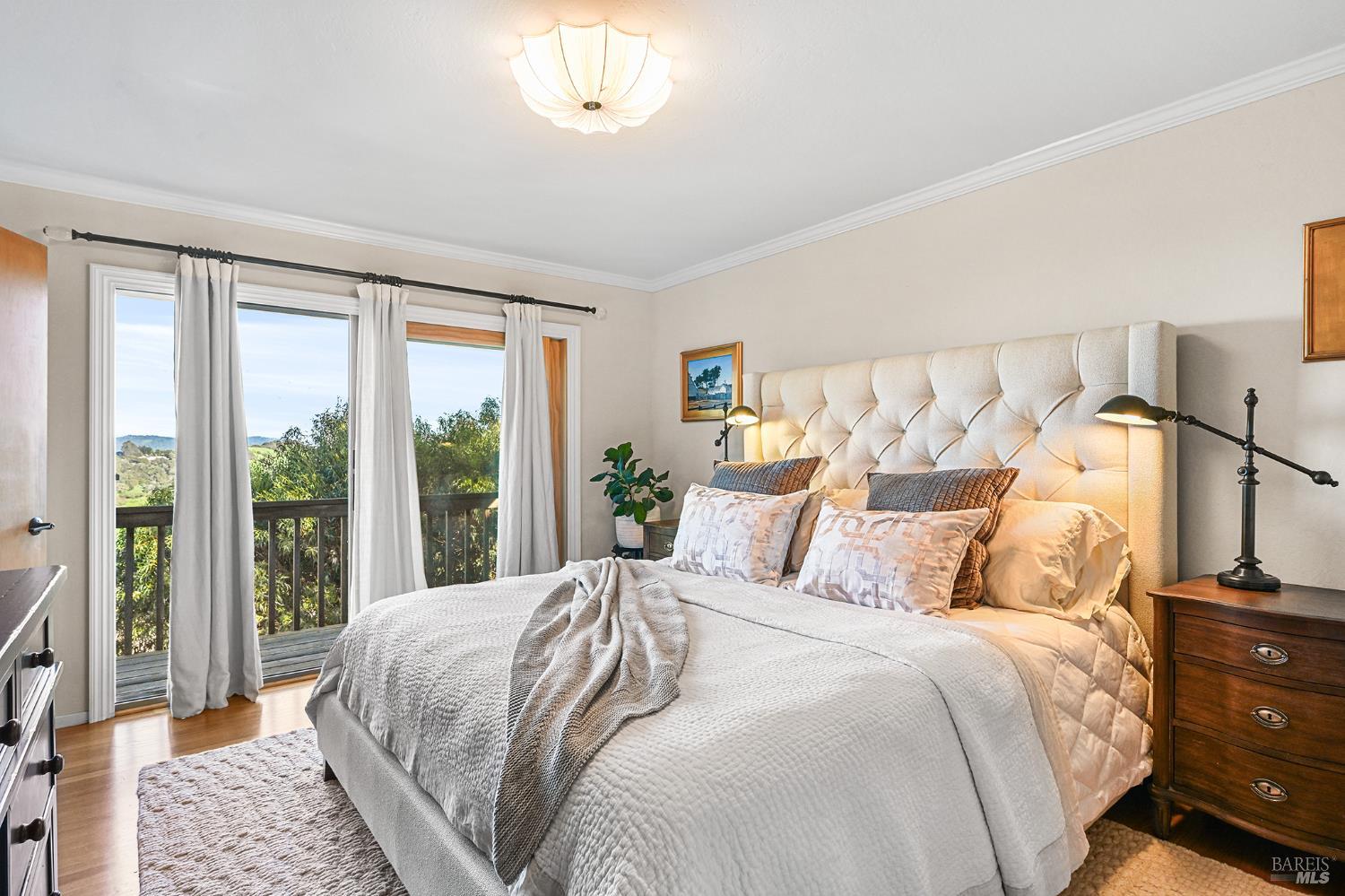 Detail Gallery Image 40 of 65 For 115 Oak Springs Dr, San Anselmo,  CA 94960 - 4 Beds | 3 Baths