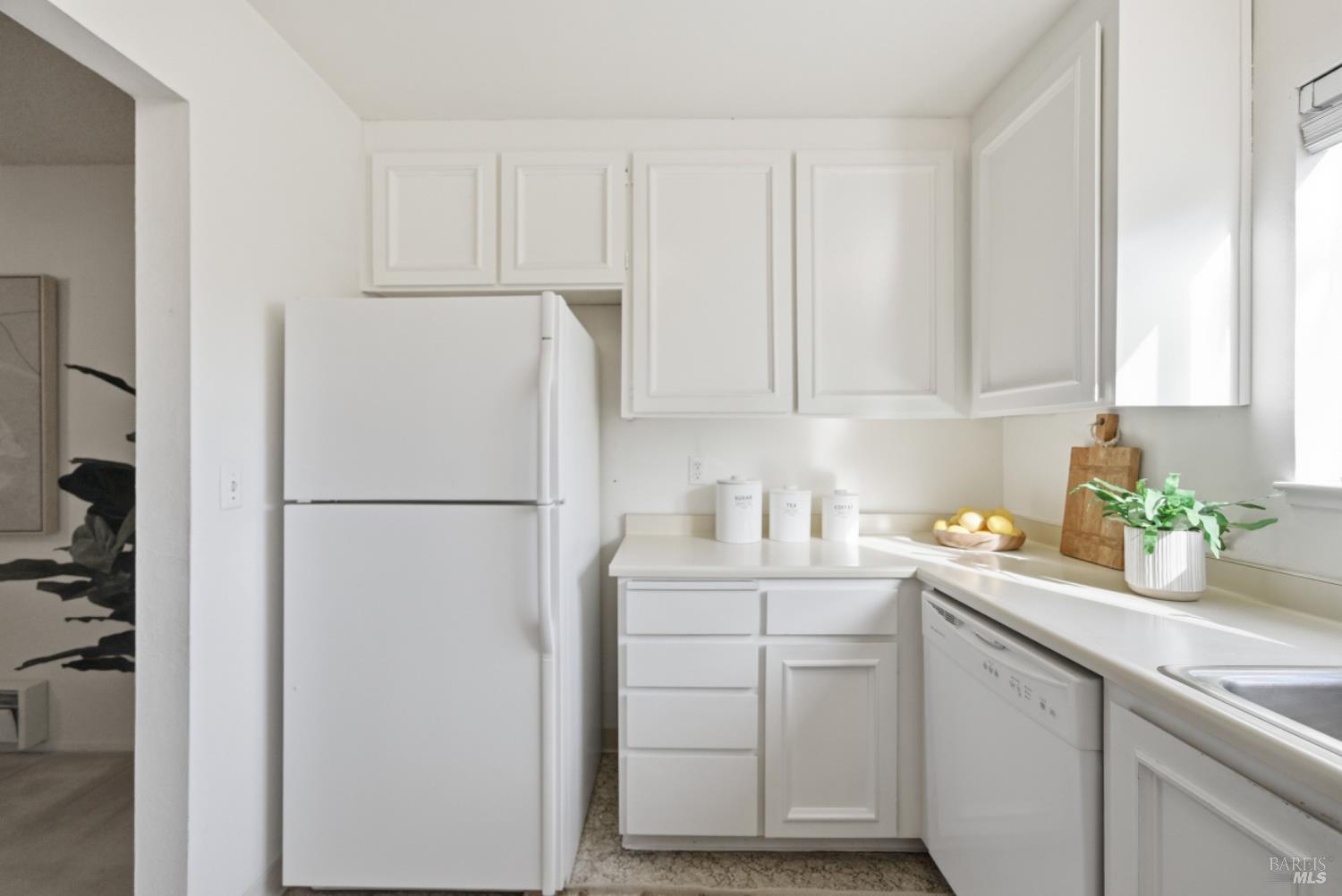 Detail Gallery Image 19 of 40 For 818 S Eliseo Dr, Greenbrae,  CA 94904 - 2 Beds | 1/1 Baths