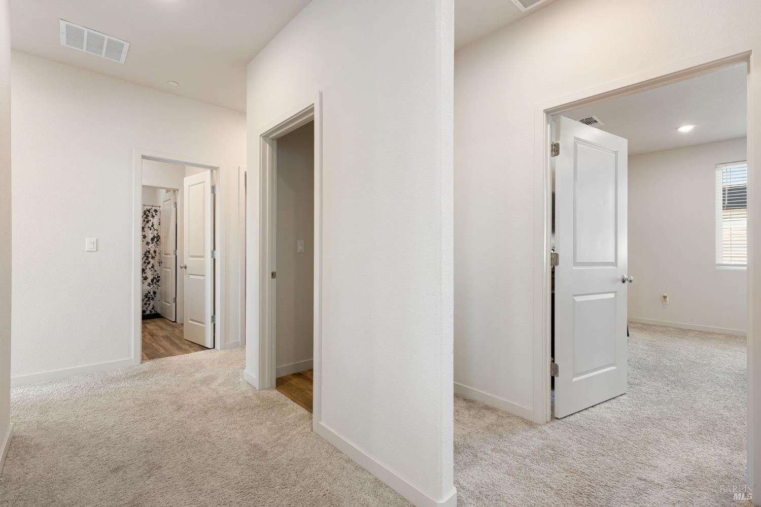 Detail Gallery Image 20 of 38 For 2874 Shaver St, Fairfield,  CA 94533 - 5 Beds | 3 Baths