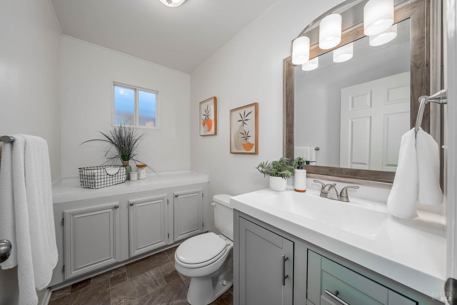 Detail Gallery Image 13 of 56 For 13370 Venus Vlg, Clearlake Oaks,  CA 95423 - 3 Beds | 2 Baths