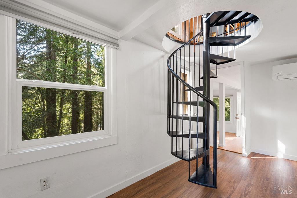 Detail Gallery Image 38 of 58 For 10987 Terrace Dr, Forestville,  CA 95436 - 2 Beds | 1 Baths