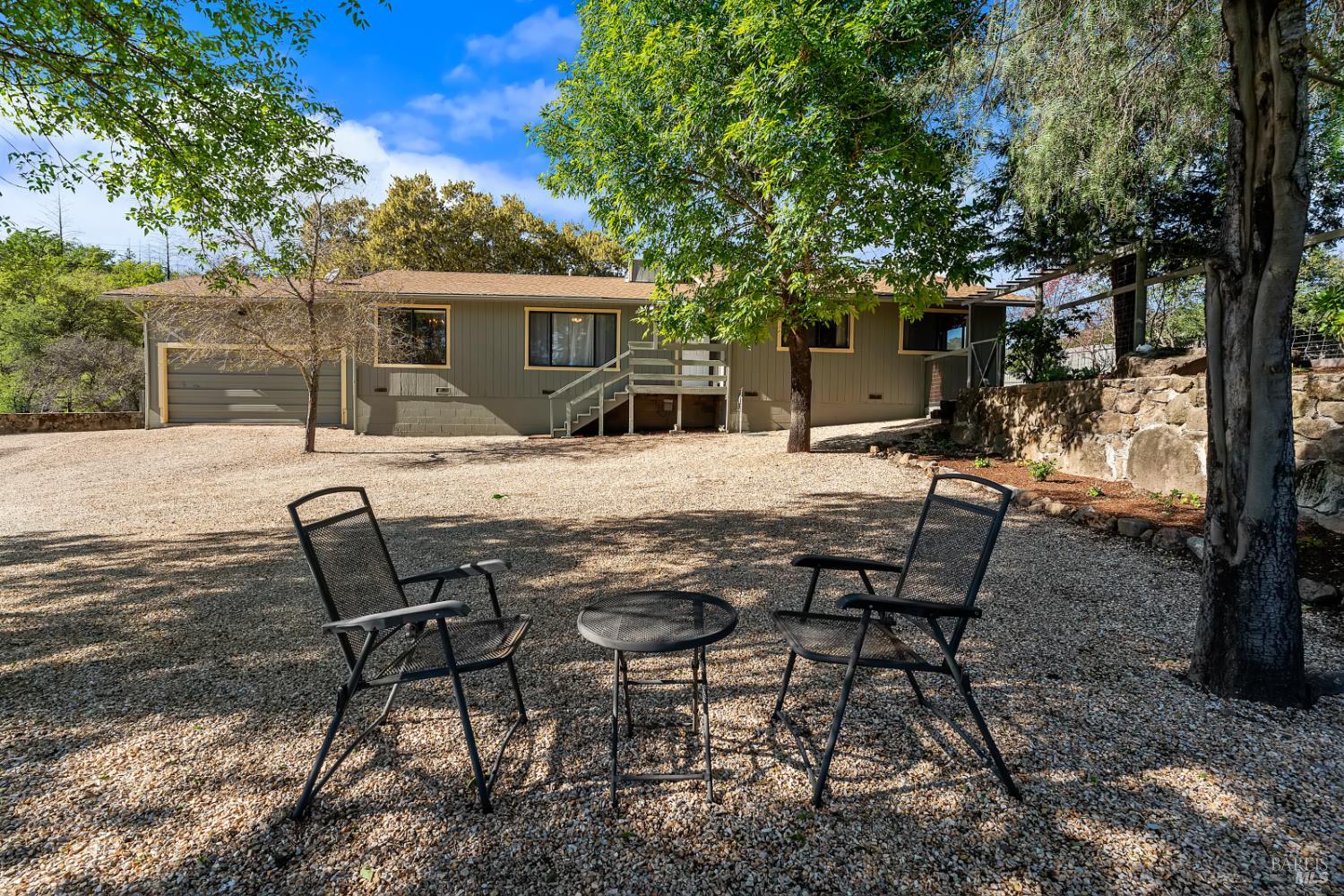 Detail Gallery Image 3 of 42 For 807 Deer Park Rd, Saint Helena,  CA 94574 - 3 Beds | 2 Baths