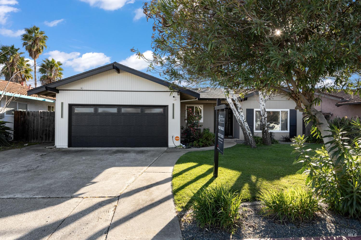 Front Image Thumbnail for BA326016832