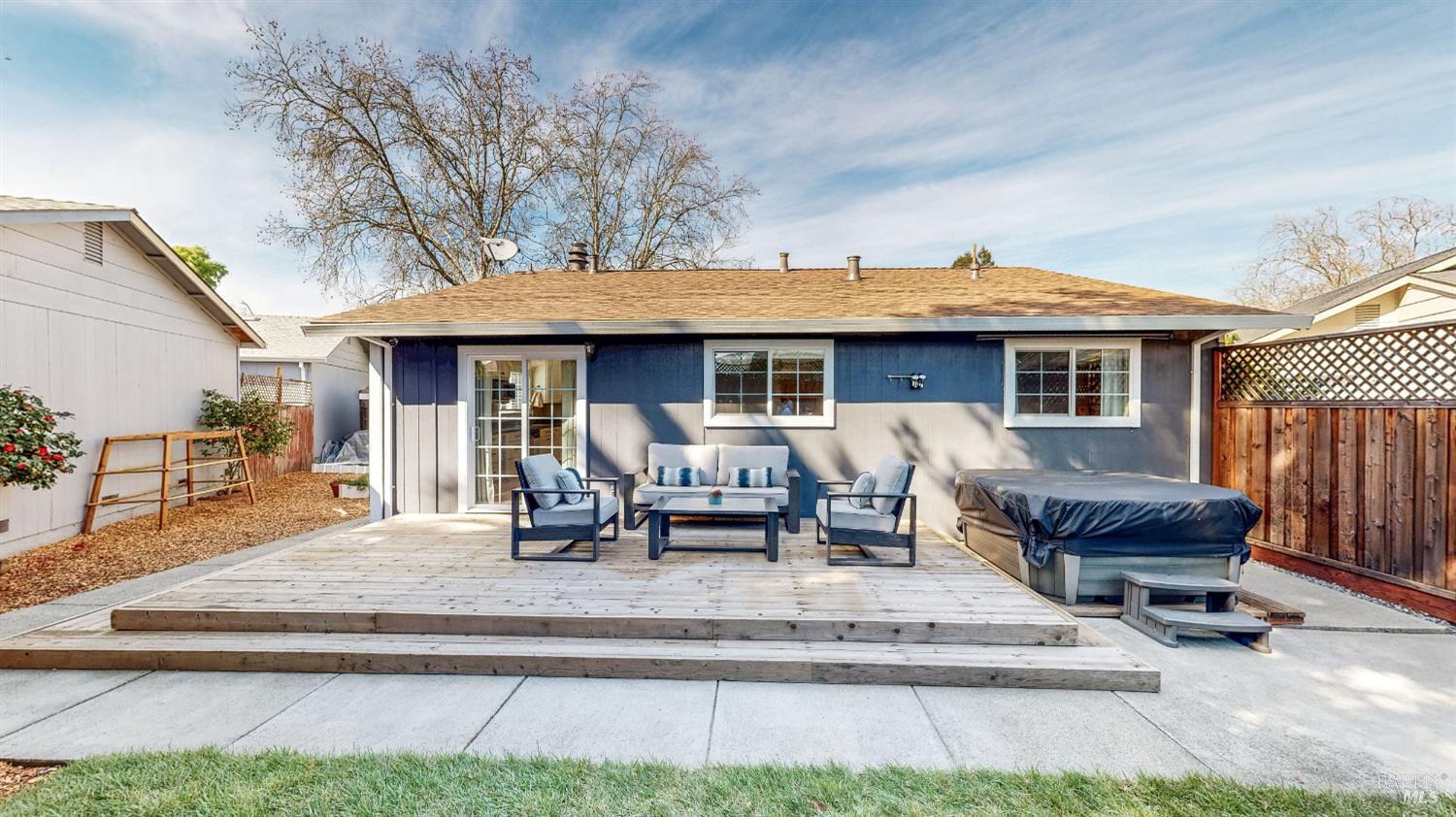 Detail Gallery Image 40 of 93 For 2400 Copperfield Dr, Santa Rosa,  CA 95401 - 3 Beds | 2 Baths