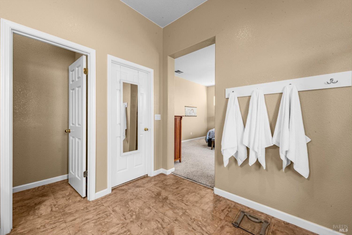 Detail Gallery Image 45 of 81 For 624 Emerald Hills Cir, Fairfield,  CA 94533 - 4 Beds | 3 Baths