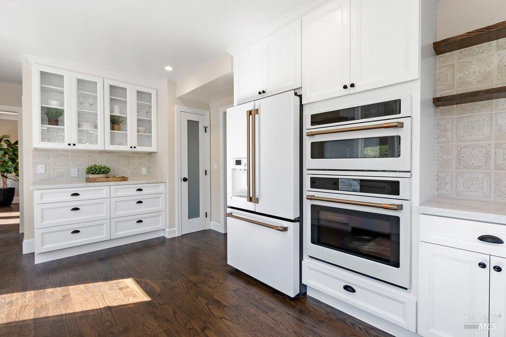 Detail Gallery Image 17 of 57 For 321 Alexander St, Crockett,  CA 94525 - 4 Beds | 3/1 Baths