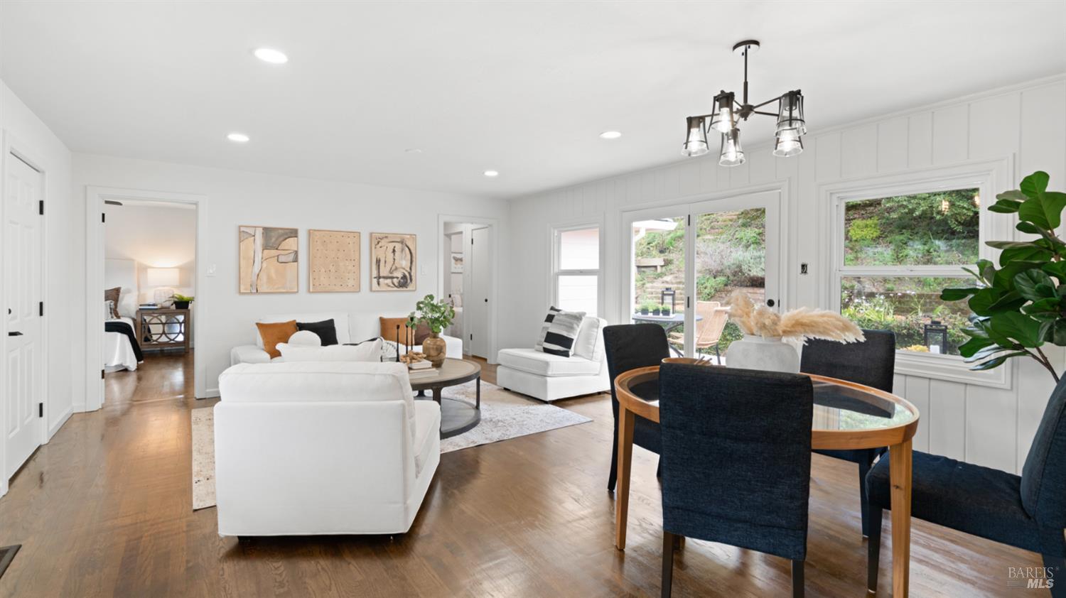 Detail Gallery Image 4 of 48 For 6 Sherwood Pl, Novato,  CA 94945 - 3 Beds | 1/1 Baths