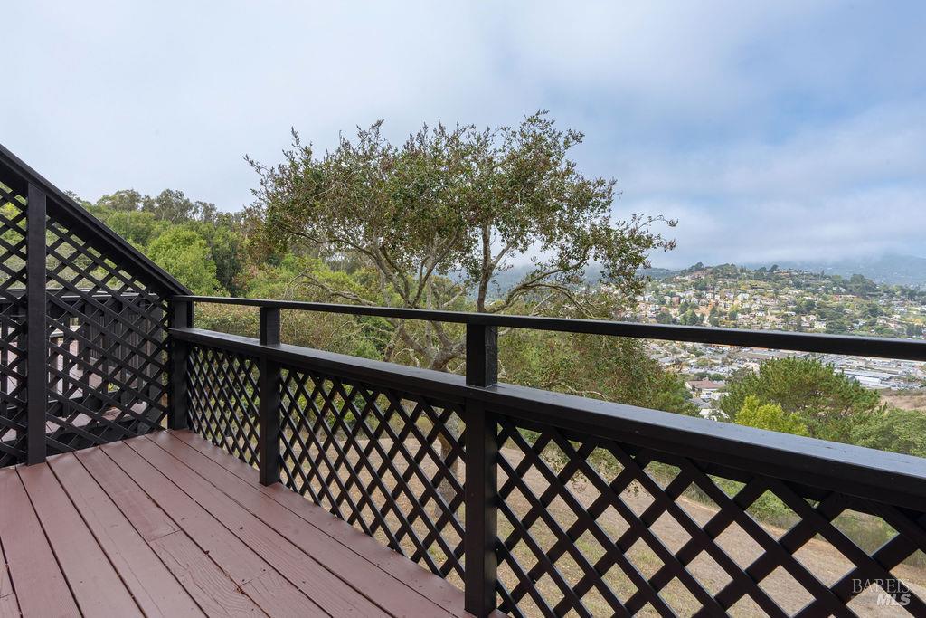 Detail Gallery Image 11 of 55 For 406 Donahue St, Sausalito,  CA 94965 - 2 Beds | 2 Baths